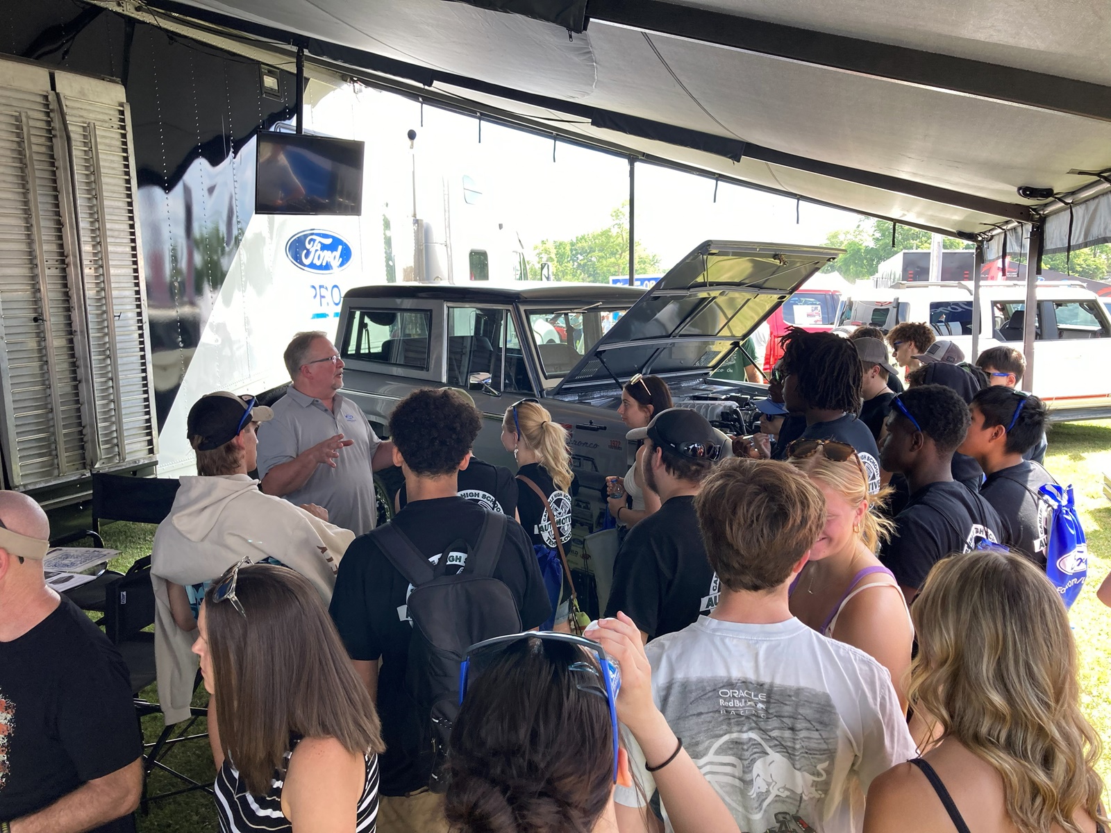 Ford Racing’s Mike Goodwin shows off the latest tech from Ford Racing to the students and speaks about how he came up in the automotive industry